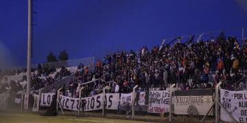 Vuelta del público a las canchas en San Luis