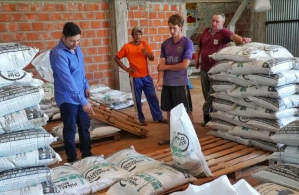 El titular del IFAI escuchó proyectos productivos y educativos en San Antonio