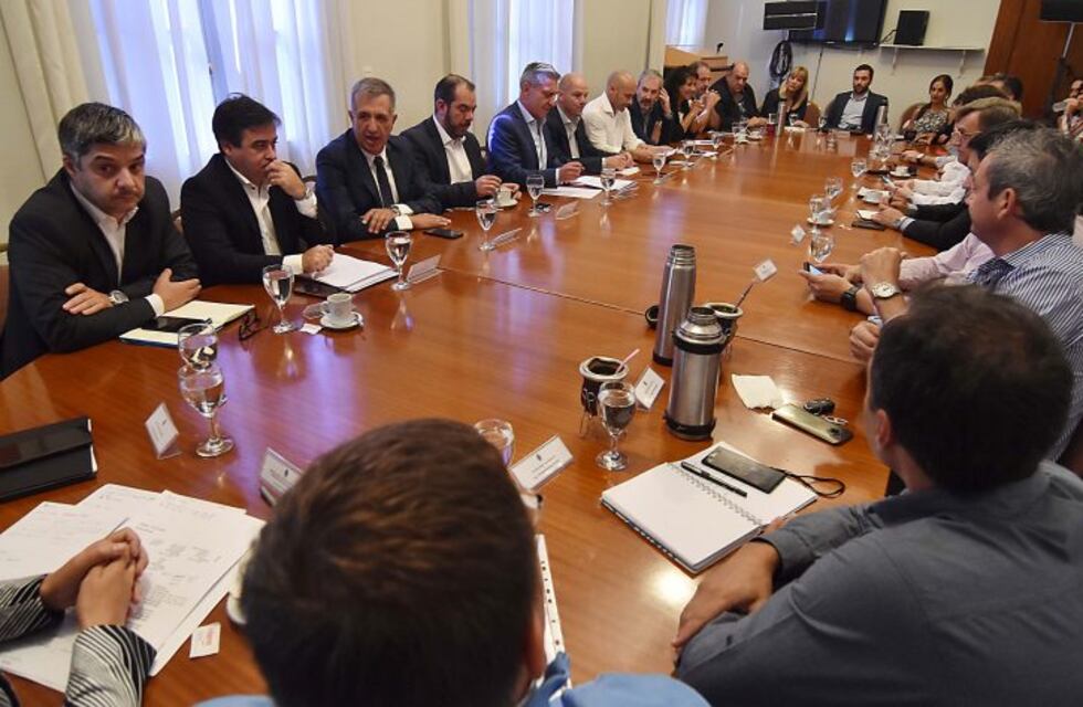 Estatales: el viernes completarán el pago del tercer rango