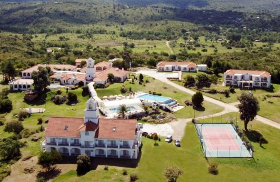 Incendio causó daños en un depósito de un hotel de Icho Cruz
