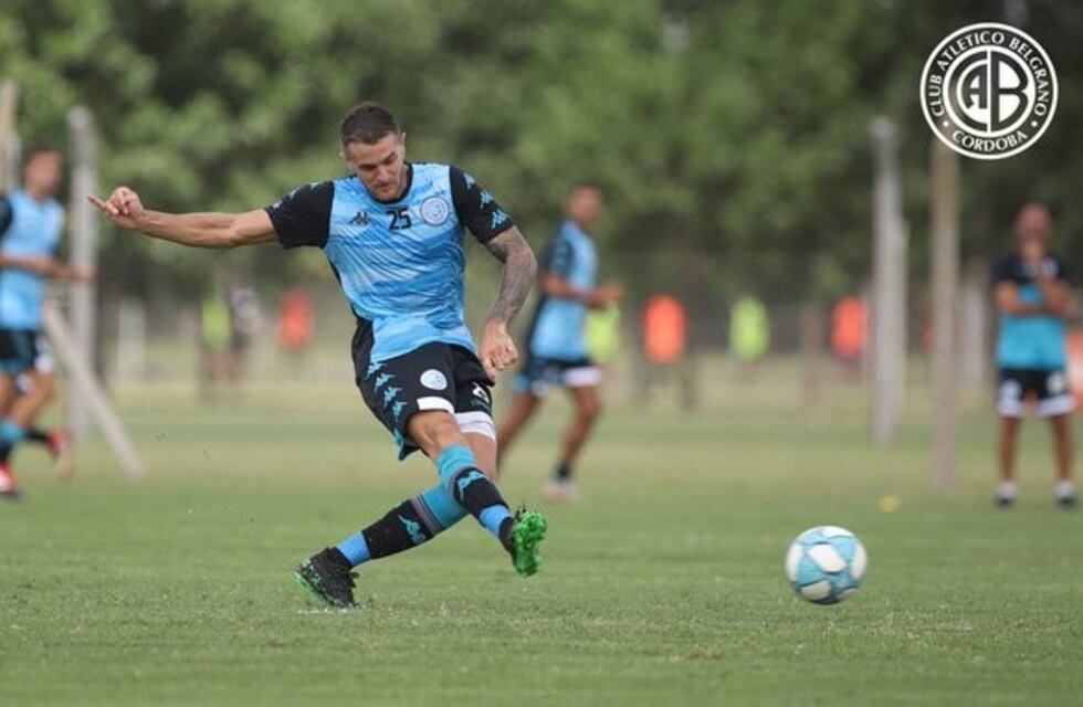 Belgrano le ganó los dos amistosos a Racing en Villa Esquiú