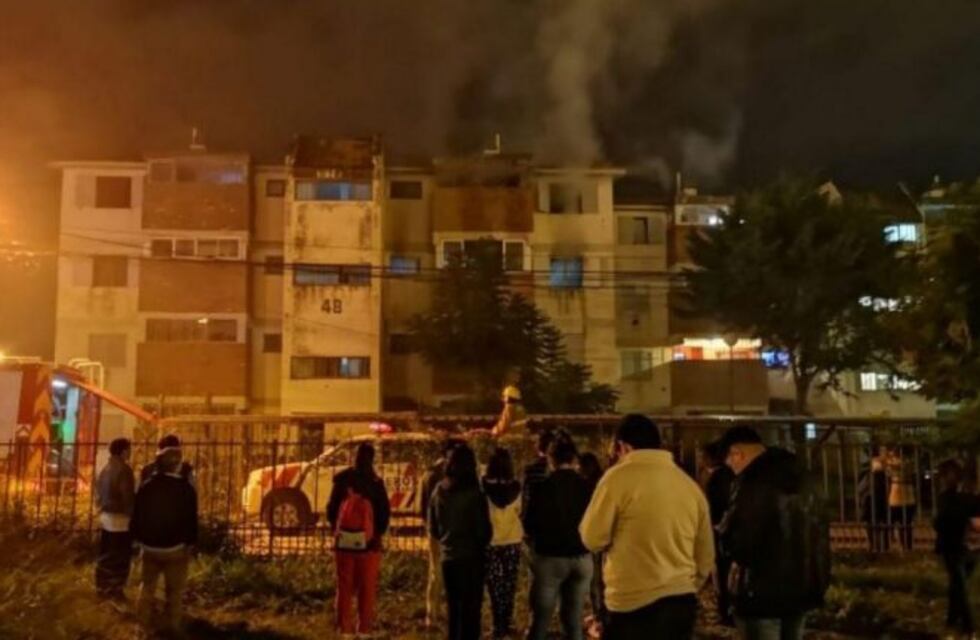 Se incendió un departamento en Parque Belgrano y las pérdidas fueron totales
