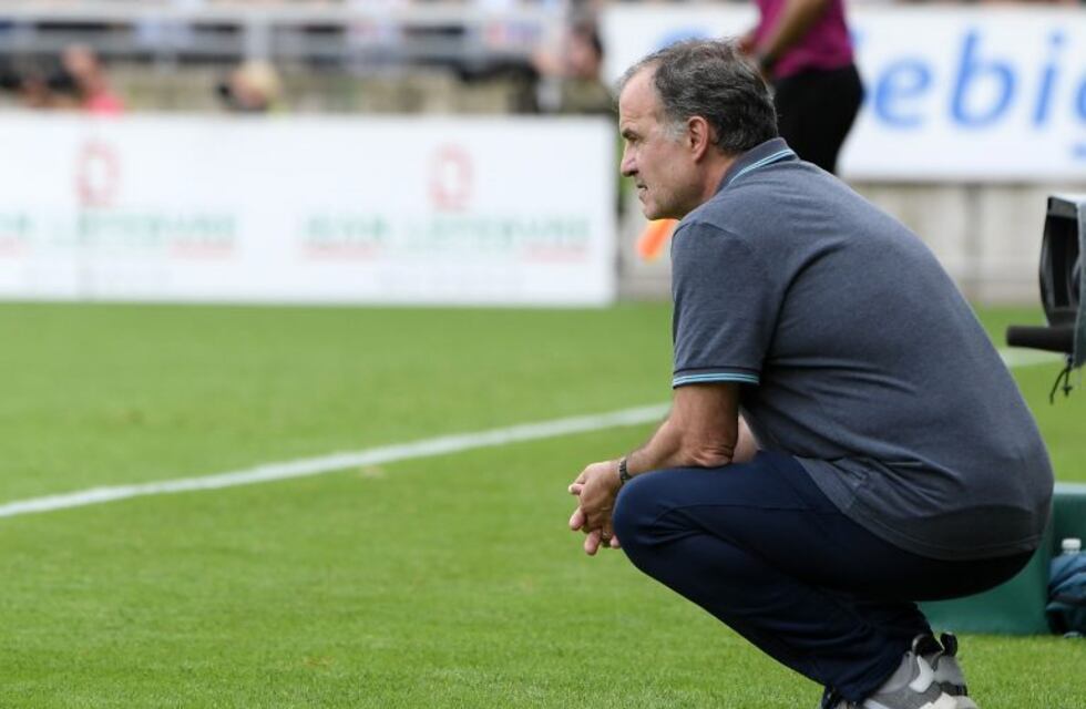 Bielsa cambió ¡tres veces de arquero! en la derrota del Lille