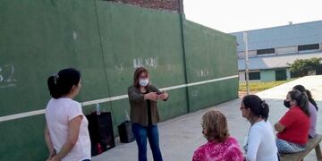Charlas de prevención del coronavirus en barrios de Posadas\u002E