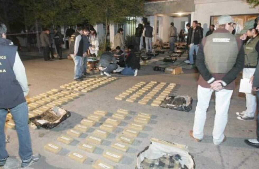 Cae acusada de liderar una banda que tenía 800 kilos de marihuana