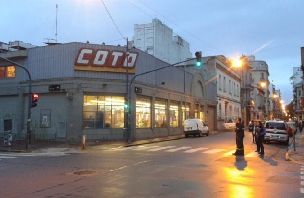 Marcharon por la muerte del hombre golpeado en un supermercado por robar