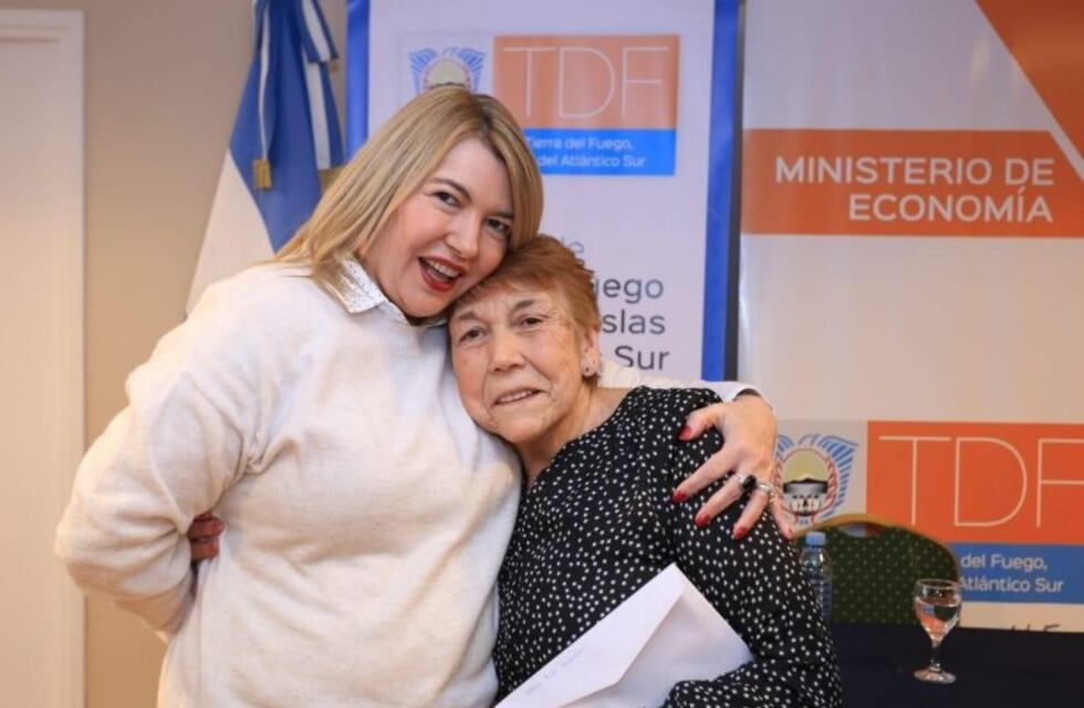 La gobernadora encabezó una nueva entrega del programa "llegó el gas"