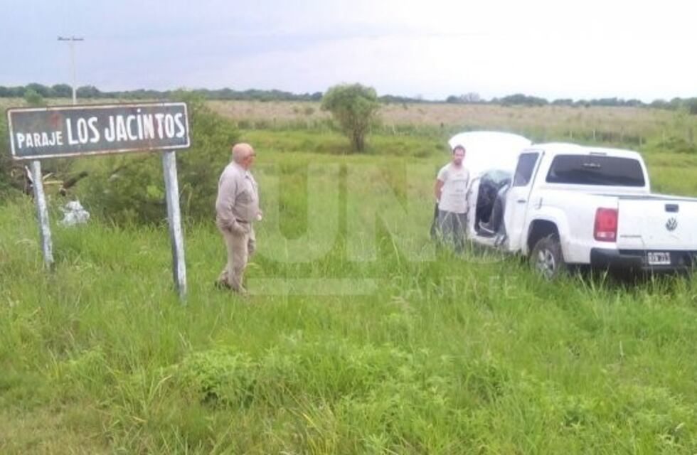 El jefe policial de San Javier volcó la camioneta policial en plena ruta y se salvó de milagro