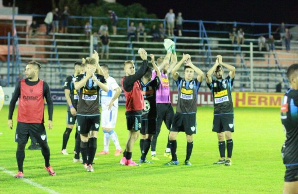 Ignacio Abraham fue titular en la victoria de Juventud Unida