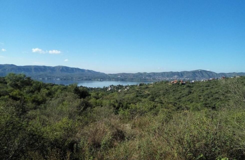 Fuerte rechazo a un mega emprendimiento inmobiliario en Santa Cruz del Lago