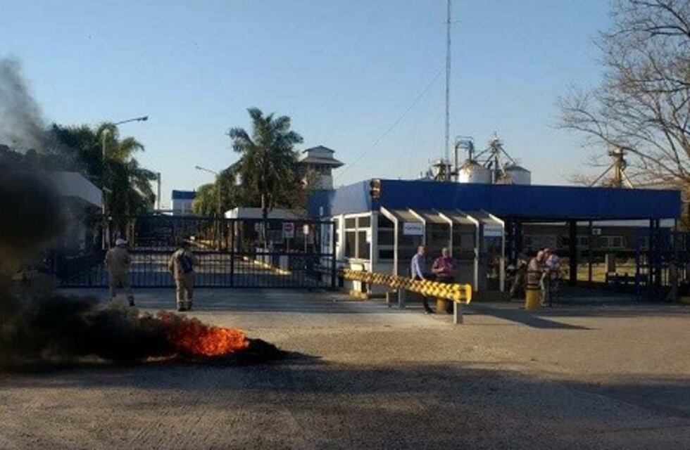 Aceiteros amenazan con medidas de fuerza por el despidos de dos empleados en Bunge