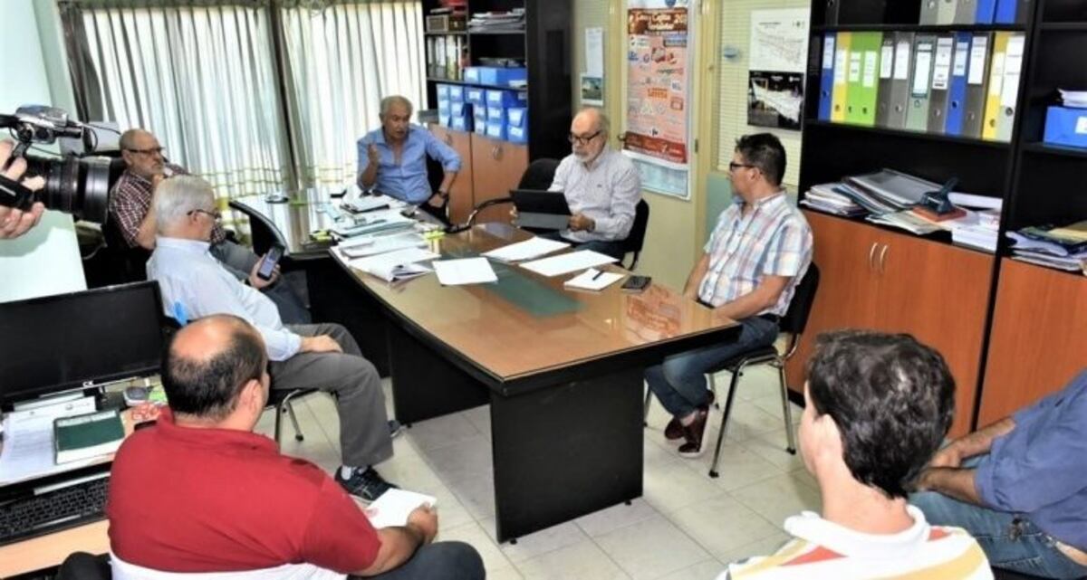 El Ministro de Economía, Jorge Ibáñez, con cámaras empresarias y el Defensor del Pueblo