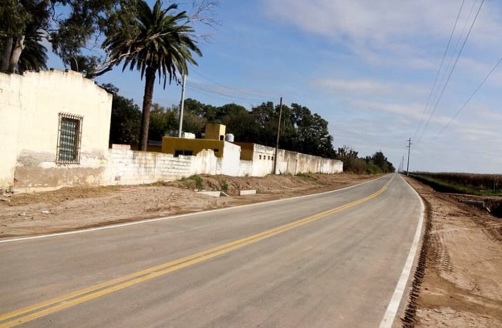 Massei visitó importante obra vial en Monte Buey