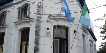 La empresa estatal intenta estabilizarse tras la desastrosa gestión anterior a la espera del congelamiento de tarifas\u002E