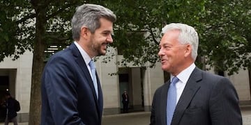 Marcos Peña junto al ministro de Estado para Europa y las Américas de la cancillería británica, Alan Duncan