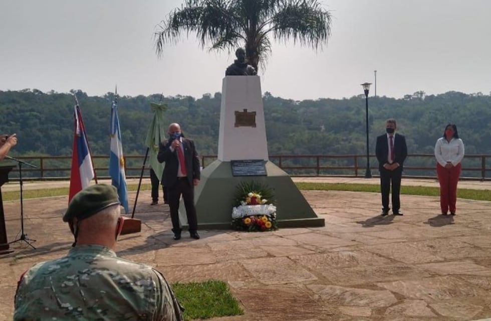 Iguazú celebró sus 119 años con un sencillo acto transmitido por internet