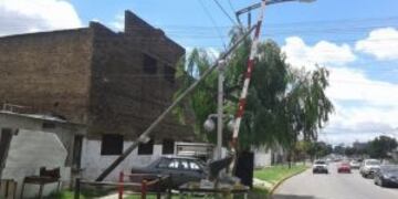 Columna cau00edda en Azcuu00e9naga