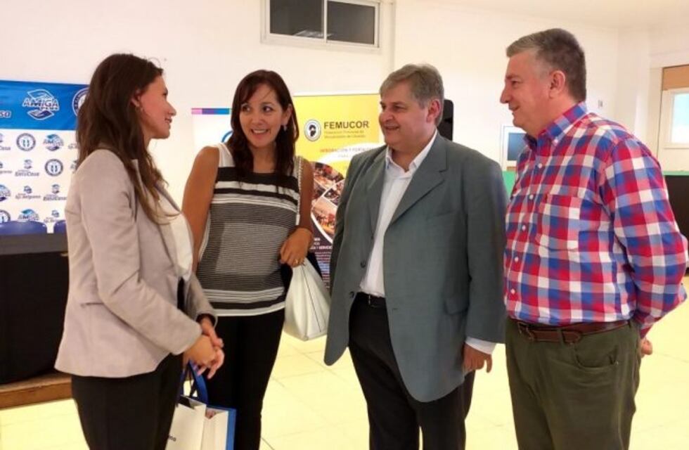 El Ingeniero Mario Cafiero presidente del INAES estuvo en La Para