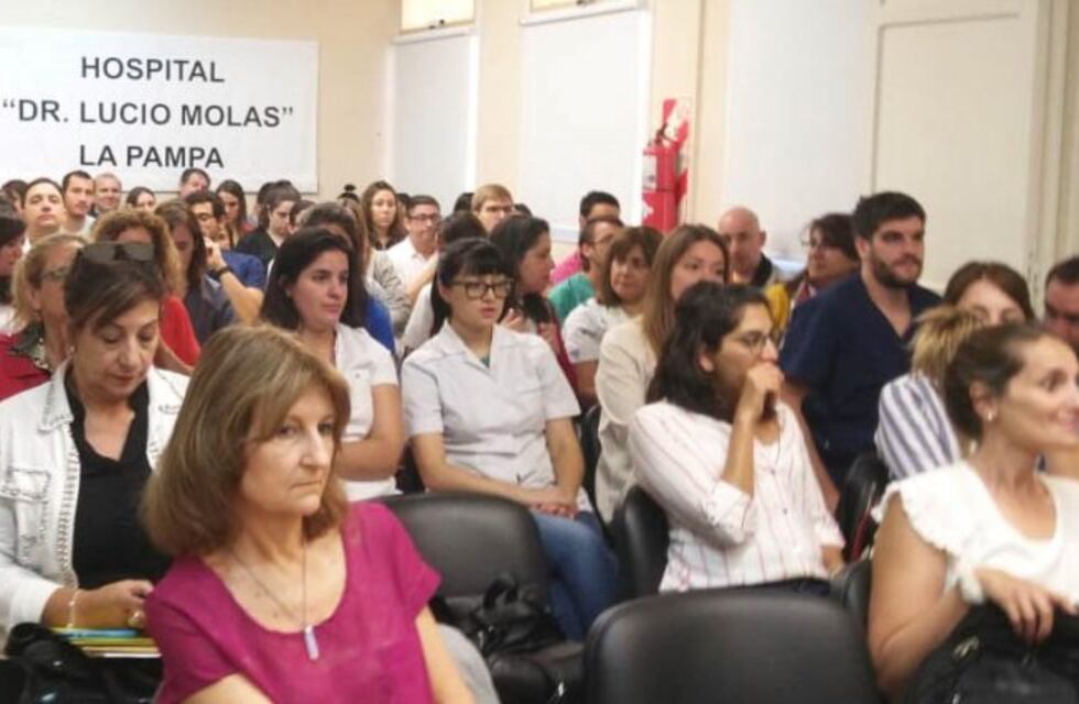 Se realizó la Jornada sobre Accidente Cerebrovascular en el Hospital Molas