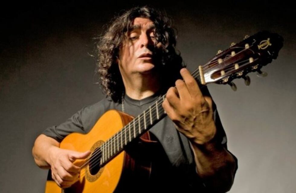 Luis Salinas se presenta en Villa General Belgrano