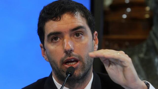 DYN35, BUENOS AIRES 25/10/16, EMILIO BASAVIBASSO, TITULAR DEL ANSES DURANTE LA REUNION DE LA COMISION  BICAMERAL DE CONTROL DE LOS FONDOS DE LA SEGURIDAD SOCIAL, ESTA TARDE EN EL SENADO DE LA NACION.FOTO-DYN/EZEQUIEL PONTORIERO. ciudad de buenos aires emilio basavilbaso titular del ANSES reunion con la comision bicameral de control de fondos de seguridad social