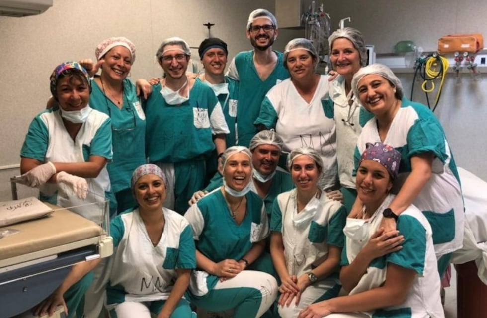 Una beba con un tumor nació sana gracias a una cirugía inédita en Santa Fe