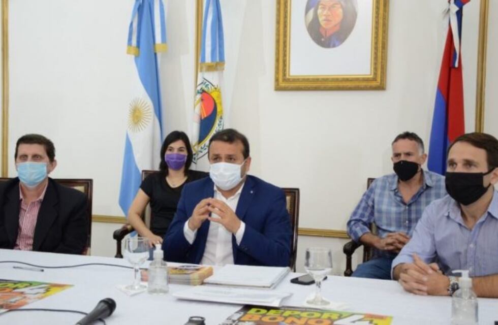 Lanzan el Deporbono que distribuirá $ 20 millones y entregaron subsidios a entidades deportivas en Misiones