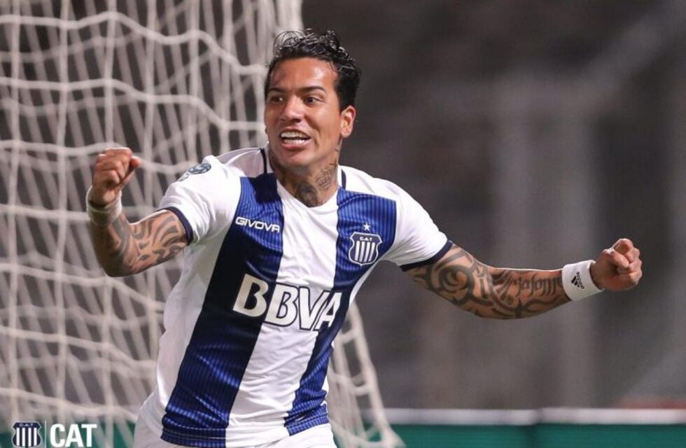 Dayro Moreno hizo todo para festejar y apunta a la clasificación