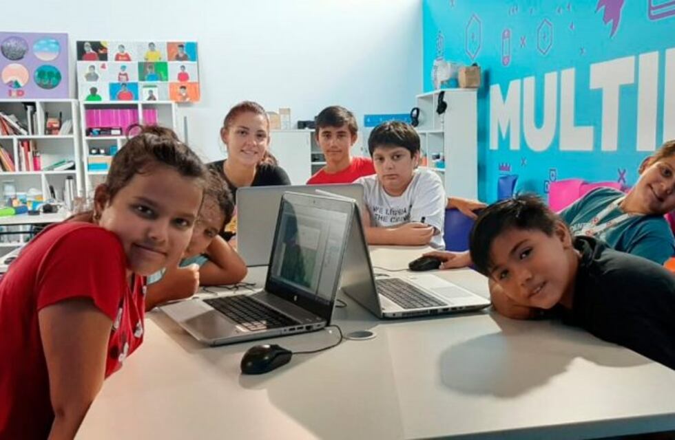 Un sábado de Tereré Maker para chicas y chicos innovadores en tecnología