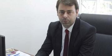 El fiscal Sebastián Robles solicitó la orden de detención en contra del sospechoso