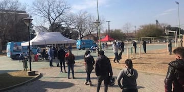 Testeos en la plaza de Oliva\u002E