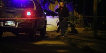 Un hombre fue asesinado a balazos en José Ingenieros cuando llegaba a su casa\u002E