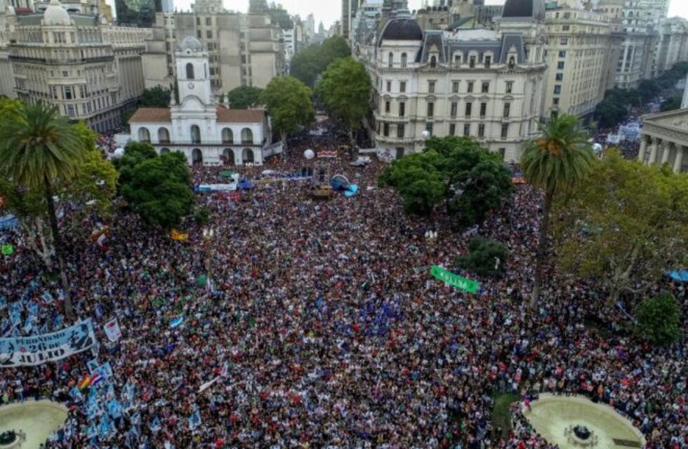 Miles de personas se movilizaron por el Día de la Memoria