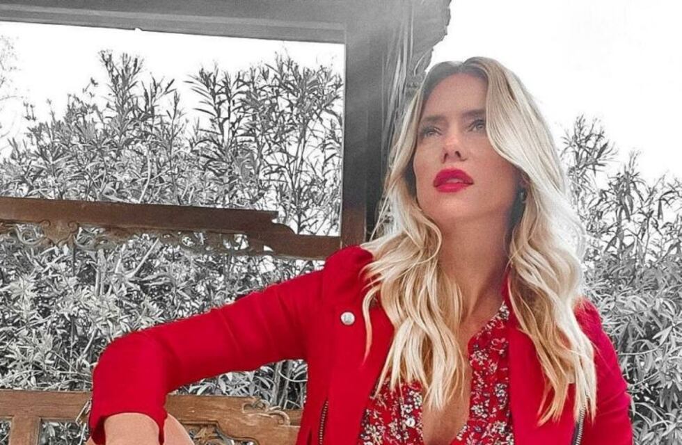 Nicole Neumann subió en Instagram fotos en poses muy sensuales y fue un fuego