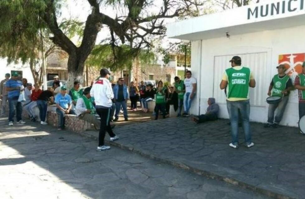 Las negociaciones entre ATE y el Municipio de Recreo fracasaron, y sigue el paro por tiempo indeterminado
