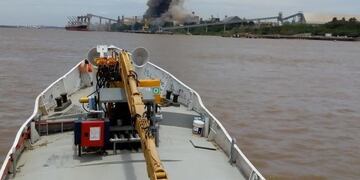 Explosión en la planta Cofco de Puerto General San Martín\u002E (@natioeschger)