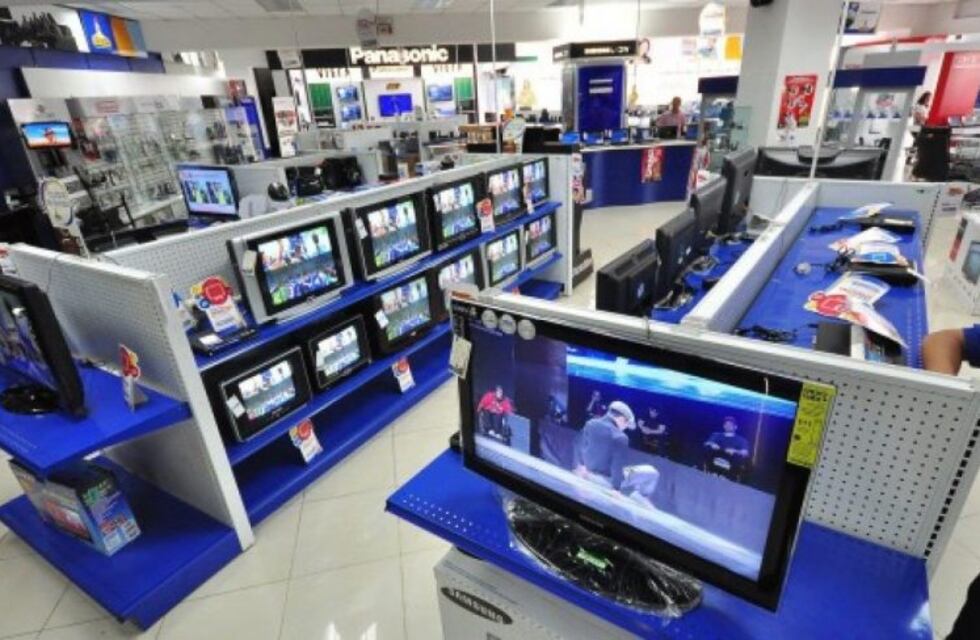 Posadas: con la suba del dólar el rubro de electrónica sería el más beneficiado