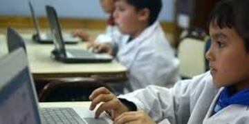 Netbooks para estudiantes\u002E (La Nación)