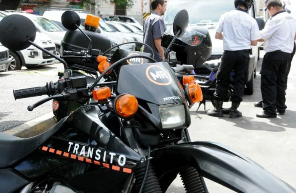 Megaoperativo en el túnel Celedonio Escalada: incautaron 25 motos