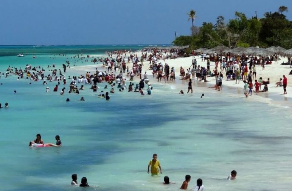 Un joven murió atacado por un tiburón en Cuba