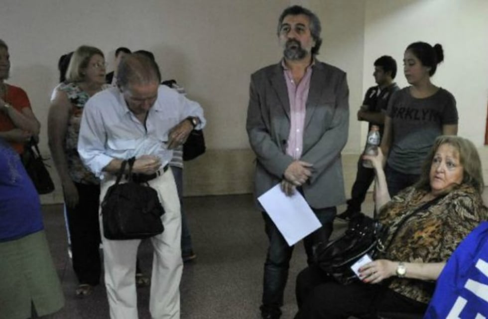 Piden suspender remates de viviendas únicas de jubilados y discapacitados