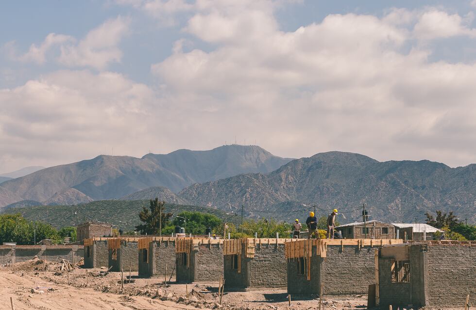 Llamaron a licitación para la construcción de viviendas en Godoy Cruz y Capital