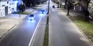 El siniestro ocurrió en el cruce del bulevar con Necochea\u002E (Prensa Ministerio de Seguridad de Santa Fe)