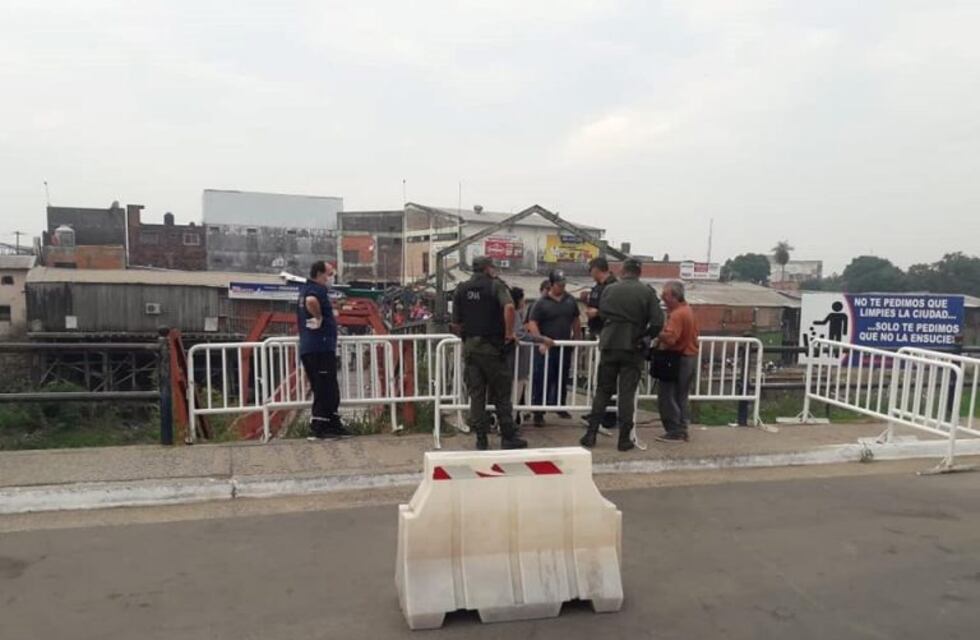 En el paso fronterizo de Nanawa y el centro de Clorinda el cierre de frontera afectó la fisonomía característica del lugar