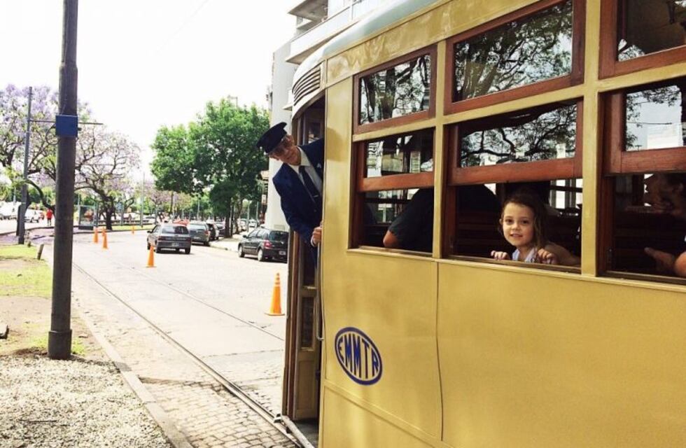 Este finde vuelve a circular el tranvía histórico por el centro rosarino
