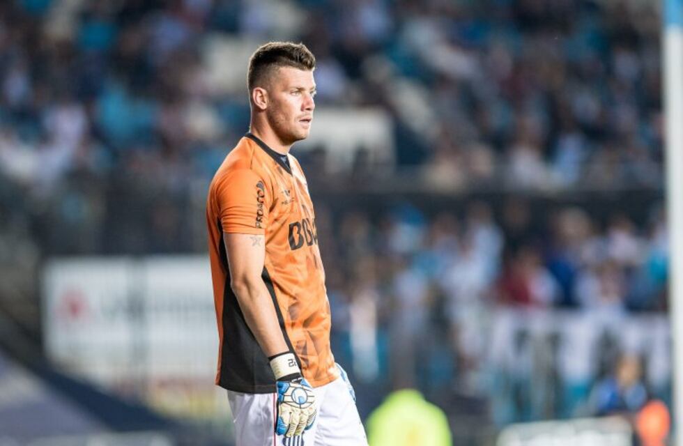 Lo tenía Talleres, pero le atajaron el penal a Guido Herrera