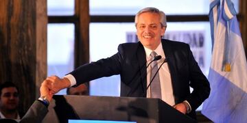 Alberto Fernández en La Bancaria\u002E (Maxi Failla)