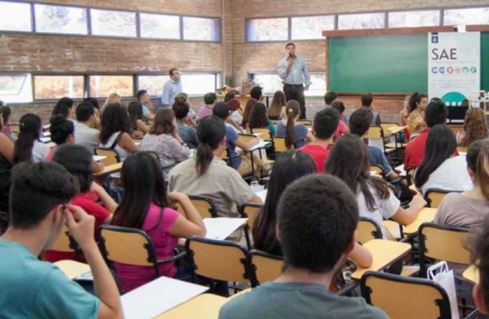 Programa Tutores Pares: se amplió el cupo y alcance