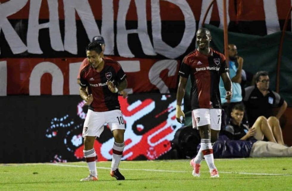 Newell's fue de mayor a menor e igualó 2 a 2 ante Racing