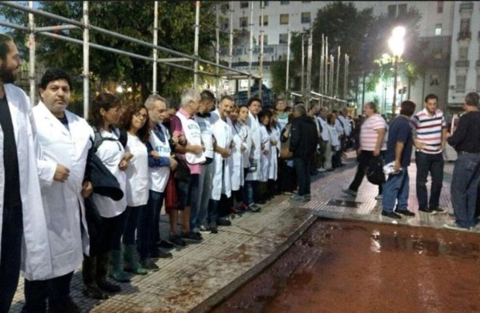 Desde Suteba denuncian que hubo represión y confirman que hoy decidirán qué medida tomar